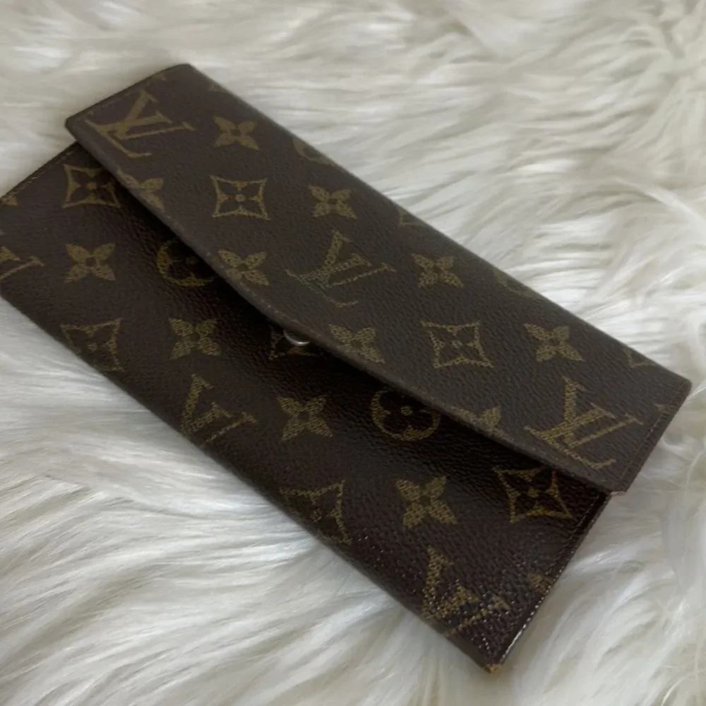 💯Authentic Louis Vuitton Monogram Long Wallet 🍀